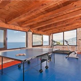 1 Bedroom Apartment with 2 Shared Pools, sleeps 2